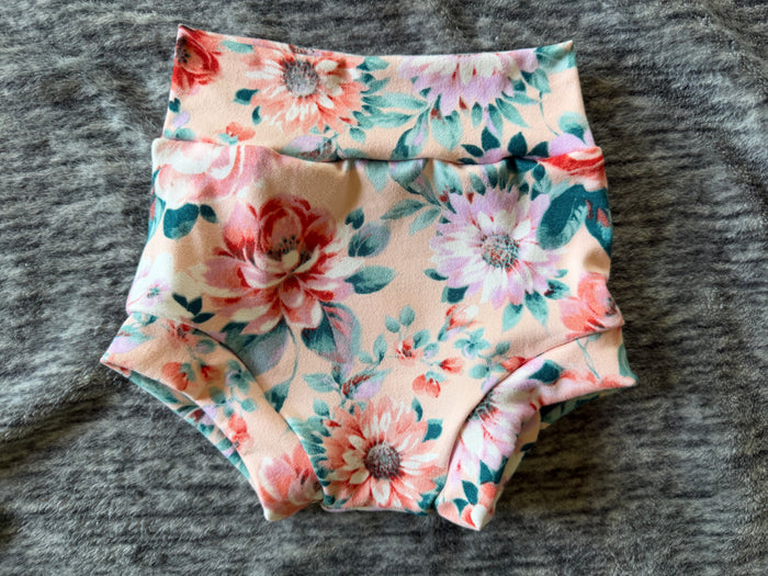 Peachy Floral  12-18m bummies