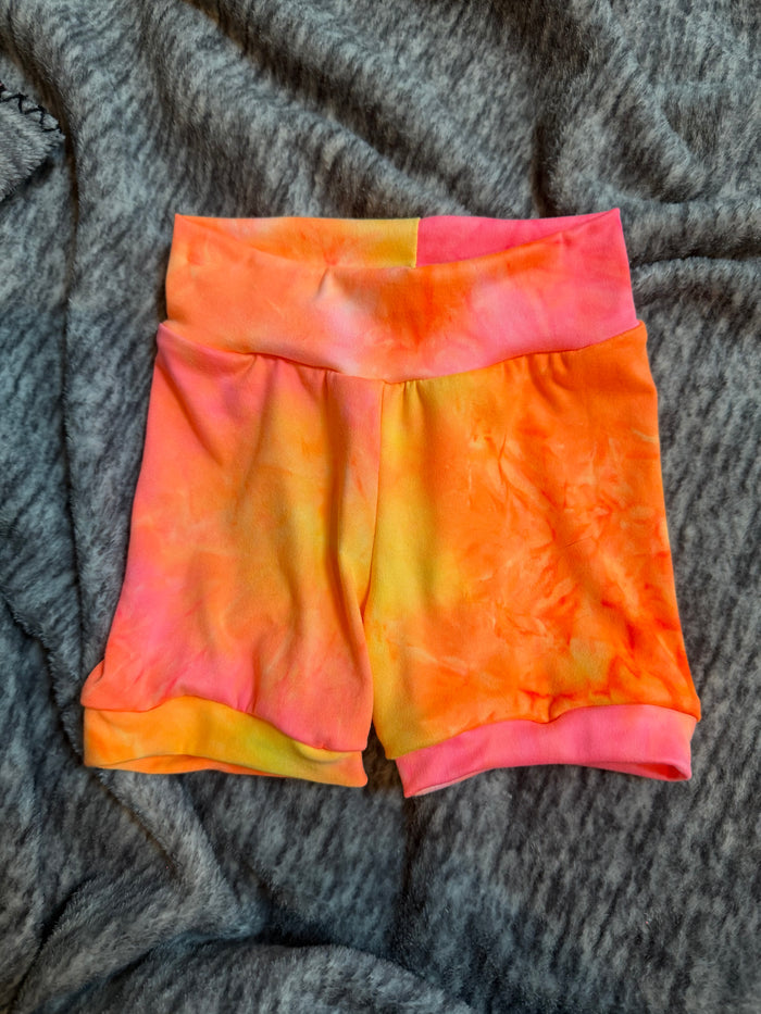 Tie Dye  3-12m Shorts grow with me