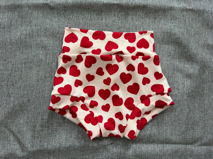 Red Hearts 3-6m  bummies