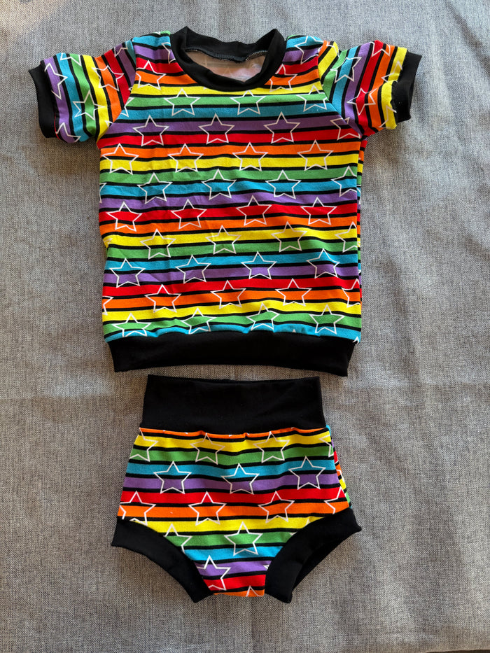 Rainbow Star Stripe  12-18m Tshirt & Bummies Outfit