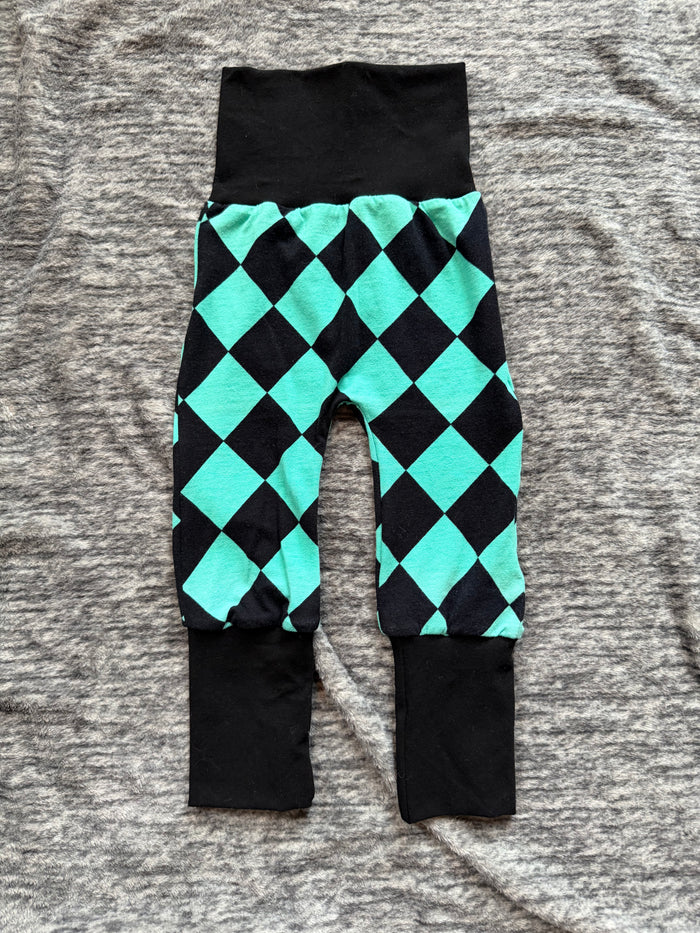 Argyle Miniloones 3-12m grow with me pants