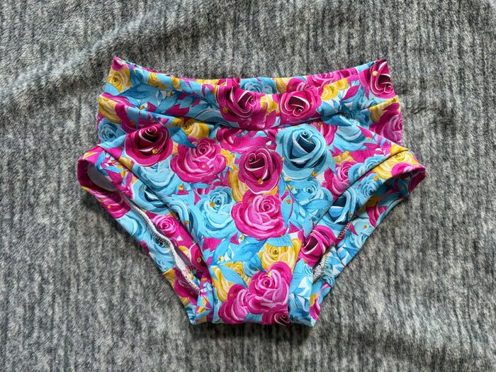 Roses size 9 underwear
