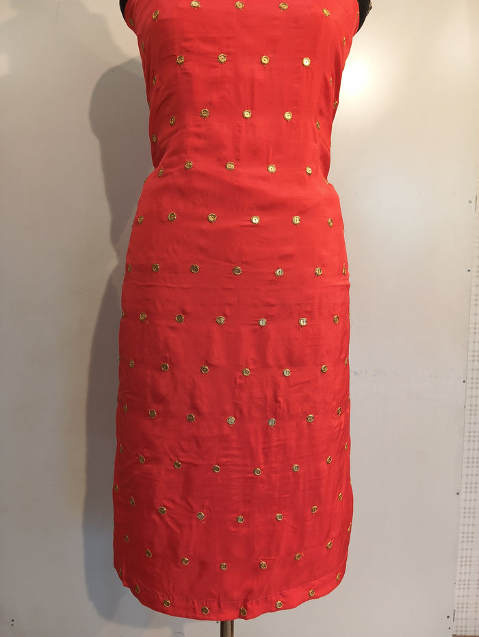 Crepe embroidered suit