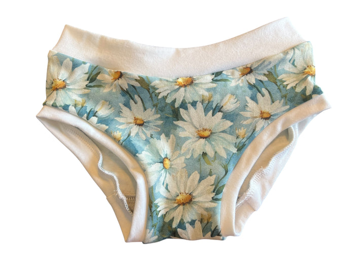 Daisies kids size 5t underwear
