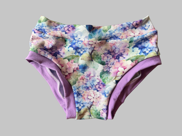Hydrangea Floral kids size 7 underwear (bamboo)