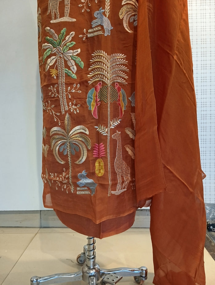 Organza embroidered suit