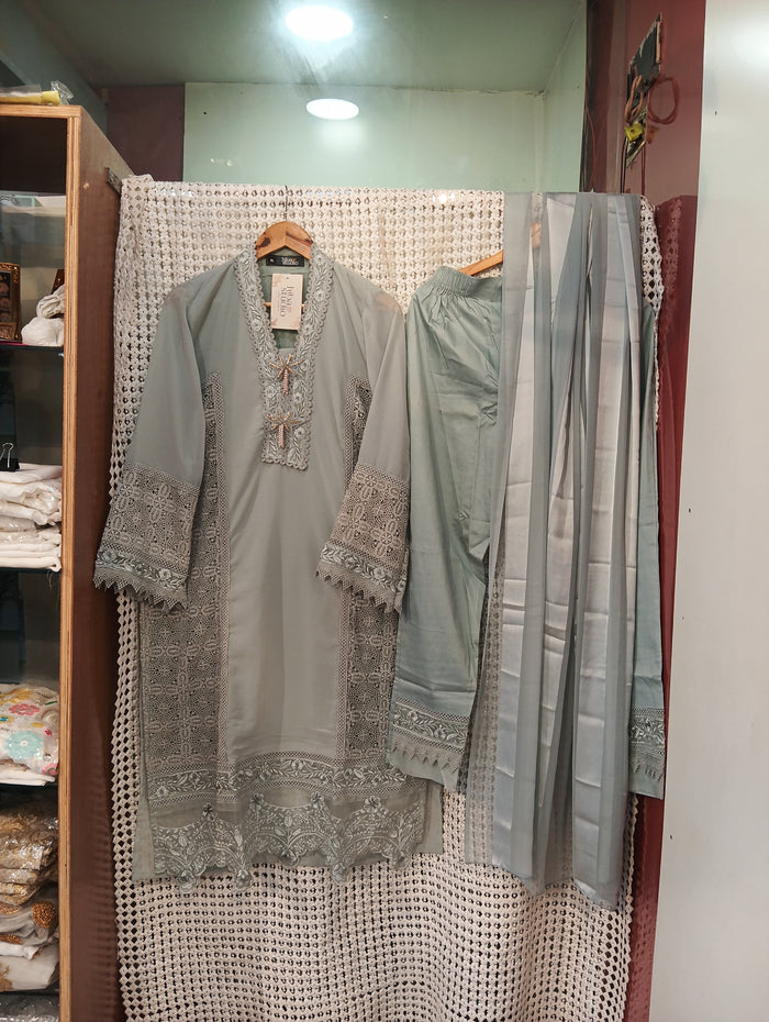 Pakistani Georgette suit set