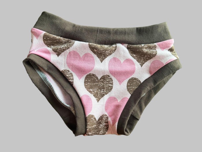 Pink & Brown Hearts kids size 7 underwear
