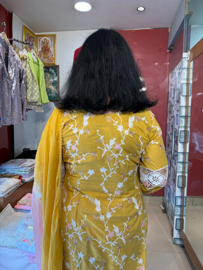 PureCotton kurta with Embroidery