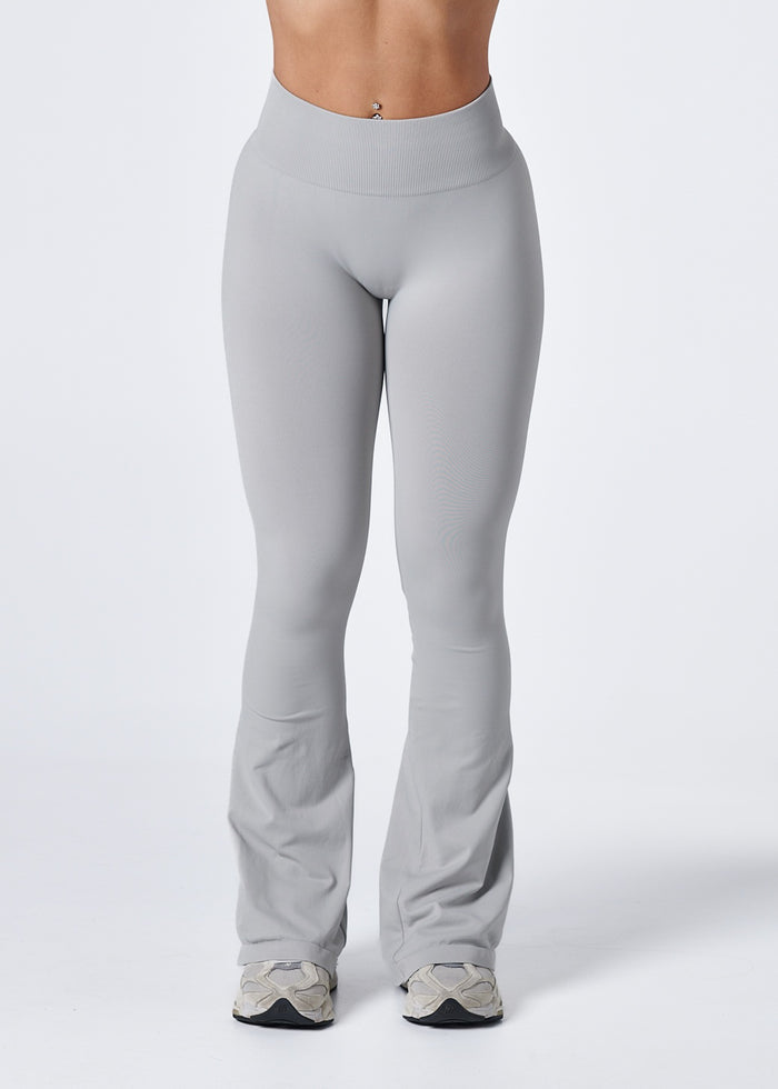 SIGNATURE SCRUNCH FLARES - FROST