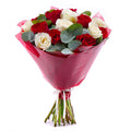 03001524_sweet-cervene-a-biele-ruze
