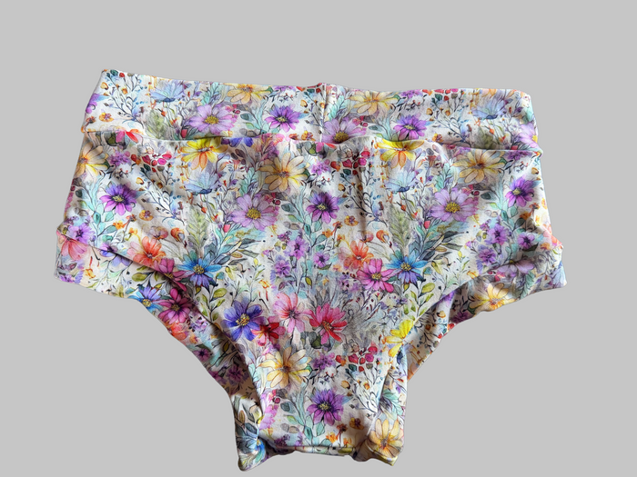 Wildflower Floral  Med Women’s Bunzies Underwear Booty Cut